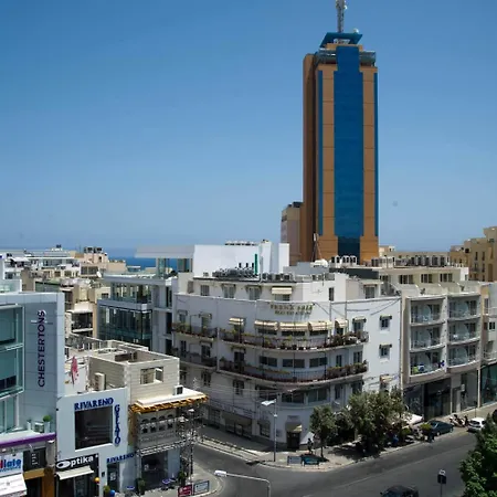 Marco Polo Party Hostel *