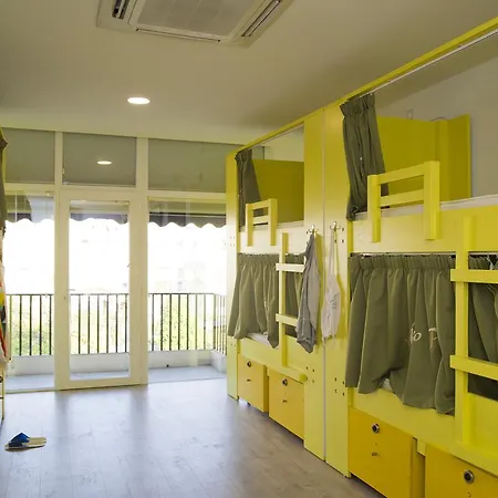Marco Polo Party Hostel