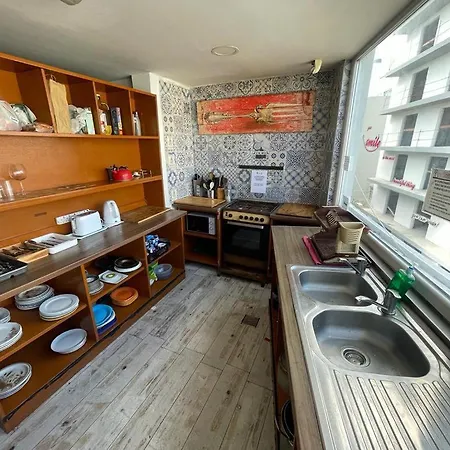 Marco Polo Party Vandrarhem St. Julian's