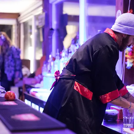 Auberge de jeunesse Marco Polo Party