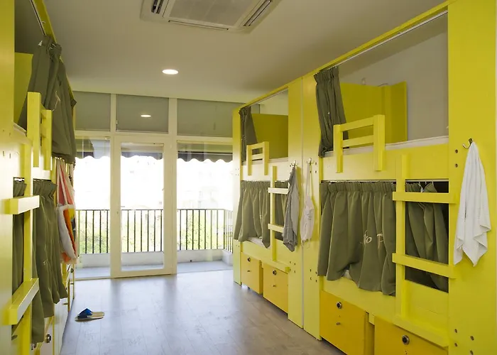 Marco Polo Party Хостел