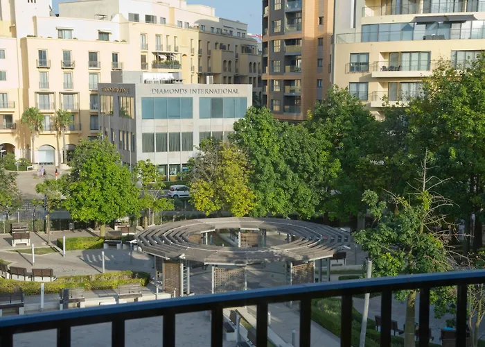 Marco Polo Party 旅馆