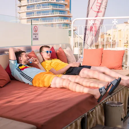 Marco Polo Party Hostal *