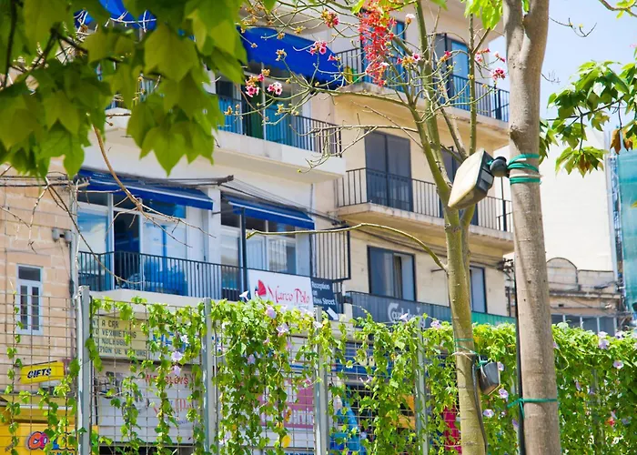 Marco Polo Party Hostal